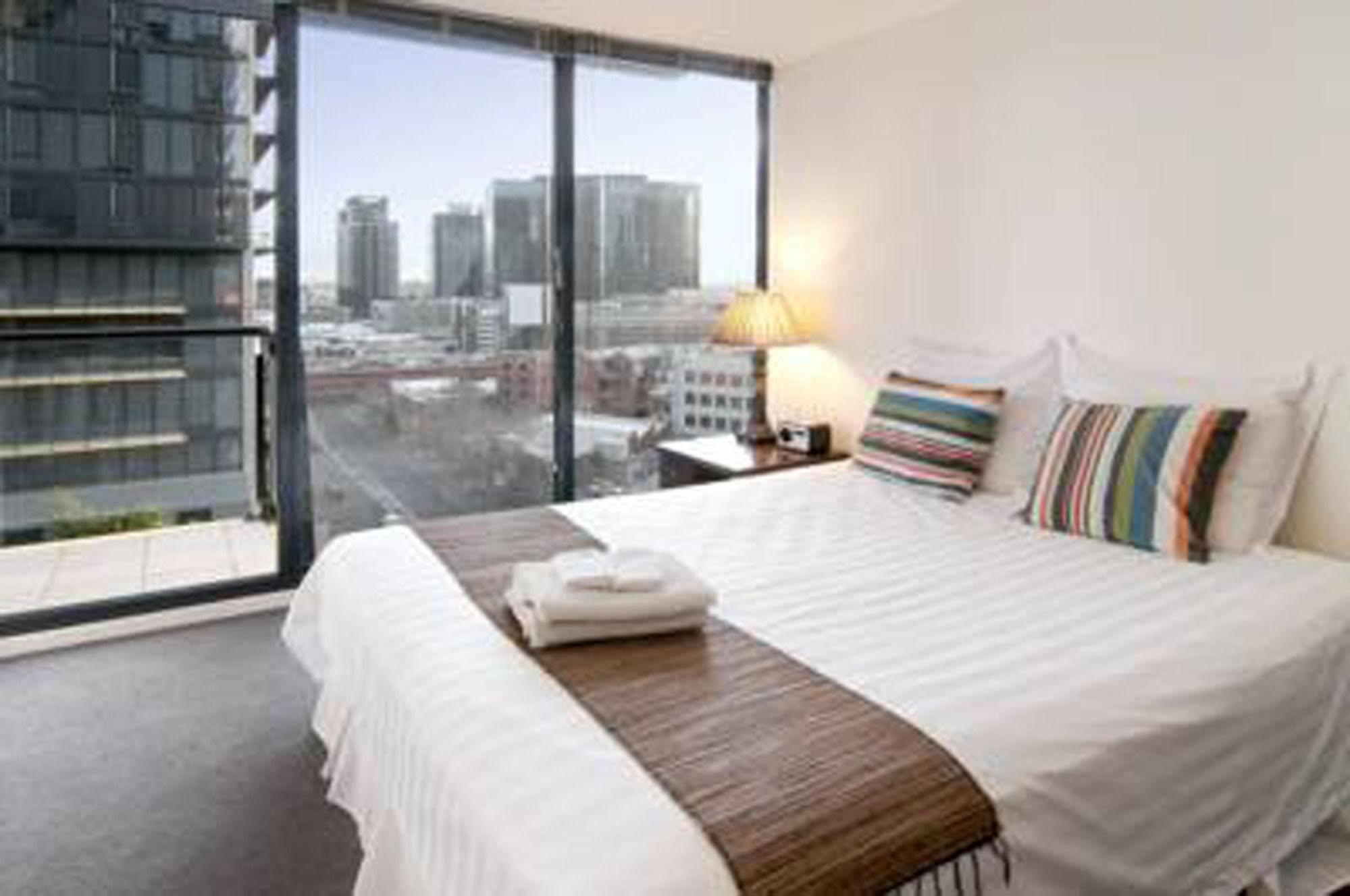 Inner Melbourne Serviced Apartments Exteriör bild