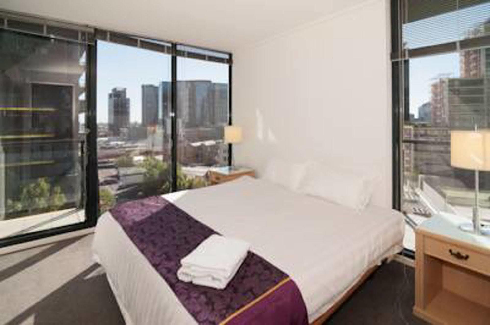 Inner Melbourne Serviced Apartments Exteriör bild